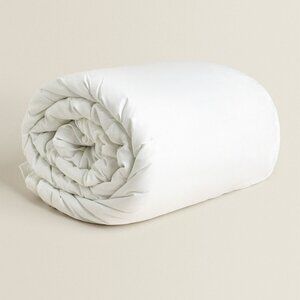 Zara Home (125 Grams) Microfibre Summer Duvet Filling Queen (86,5 x 86,5 “)